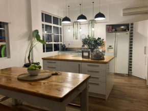 Old Bank Apartment, Motueka